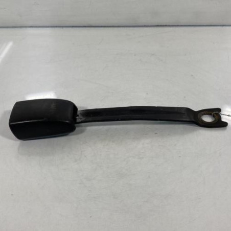 Attache ceinture avant gauche TOYOTA AYGO 1