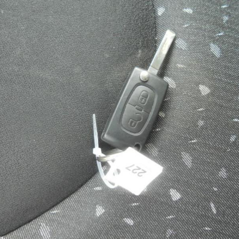 Ceinture avant droit CITROEN C2 Photo n°12