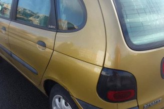 Plage arriere RENAULT SCENIC 1 Photo n°1