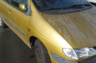 Plage arriere RENAULT SCENIC 1