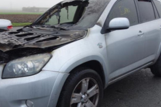 Anti brouillard gauche (feux) TOYOTA RAV4 3