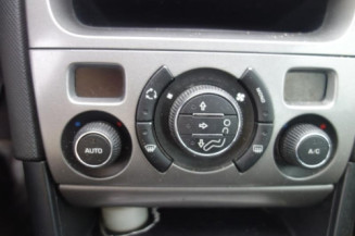 Poignee interieur avant droit PEUGEOT 308 1