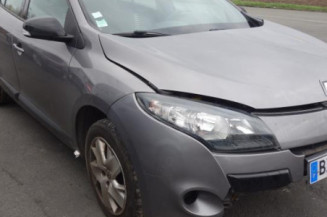 Fermeture de capot RENAULT MEGANE 3