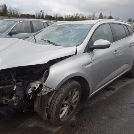 Pompe à carburant RENAULT MEGANE 4