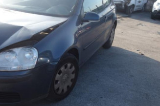 Pare choc arriere VOLKSWAGEN GOLF 5