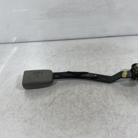 Attache ceinture avant gauche VOLKSWAGEN GOLF 4