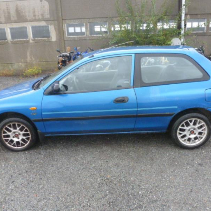 Calandre MAZDA 323 6 Photo n°5