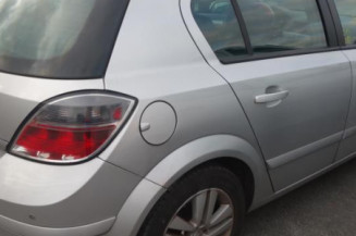 Verin de capot OPEL ASTRA H