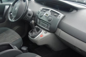 Aile avant gauche RENAULT GRAND SCENIC 2