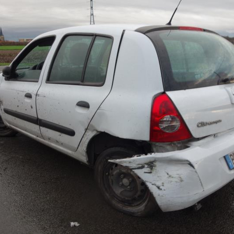 Pompe à carburant RENAULT CLIO 2 CAMPUS Photo n°6