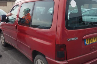 Custode arriere gauche CITROEN BERLINGO 1