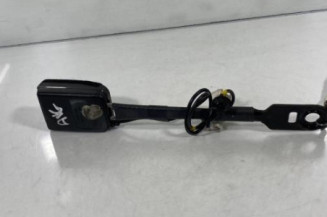 Attache ceinture avant gauche PEUGEOT 308 1