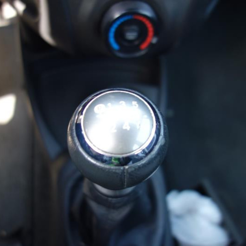 Bouchon de carburant TOYOTA YARIS 2 Photo n°12