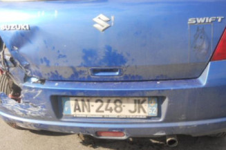 Bouton de coffre SUZUKI SWIFT 3