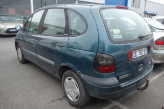 Pare choc arriere RENAULT SCENIC 1