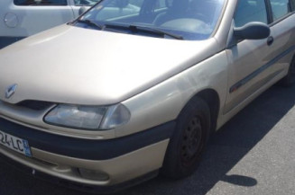 Pare choc arriere RENAULT LAGUNA 1