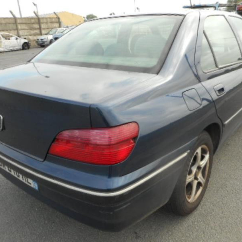 Pare choc arriere PEUGEOT 406 Photo n°5