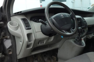 Porte laterale gauche RENAULT TRAFIC 2