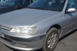 Bouton de coffre PEUGEOT 406