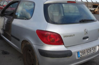 Pompe à carburant PEUGEOT 307