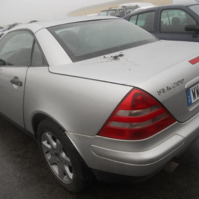 Bras essuie glace avant droit MERCEDES CLASSE SLK 170 Photo n°5