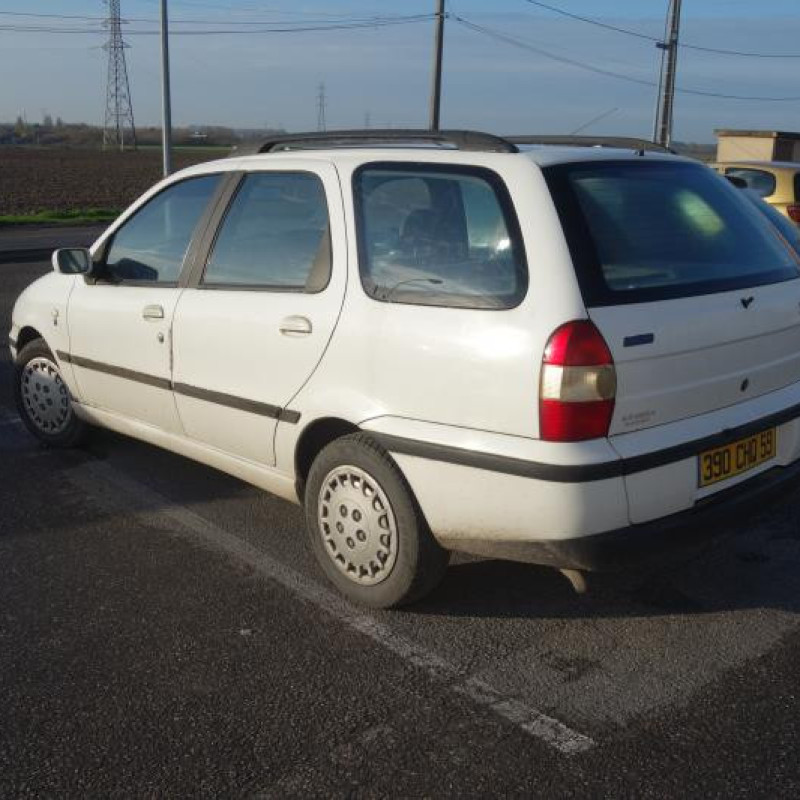 Bouchon de carburant FIAT PALIO Photo n°7