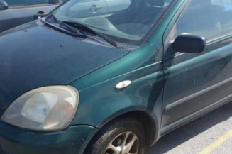 Calandre TOYOTA YARIS 1