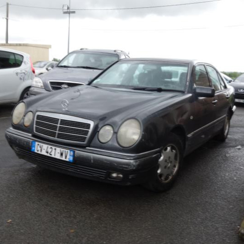 Cardan arriere droit (transmission) MERCEDES CLASSE E Photo n°1