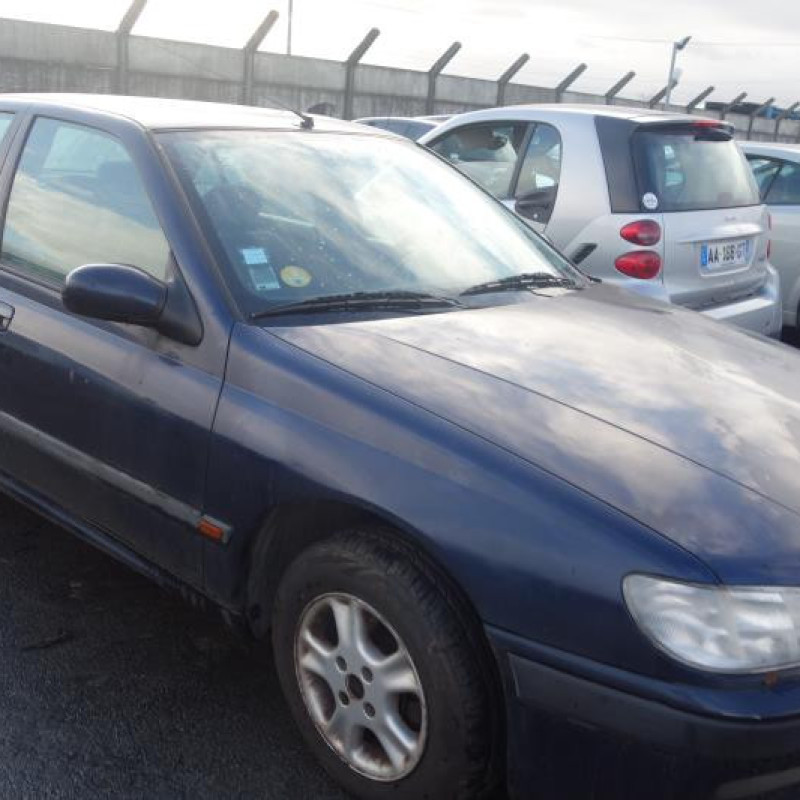 Leve vitre mecanique arriere droit PEUGEOT 406 Photo n°4