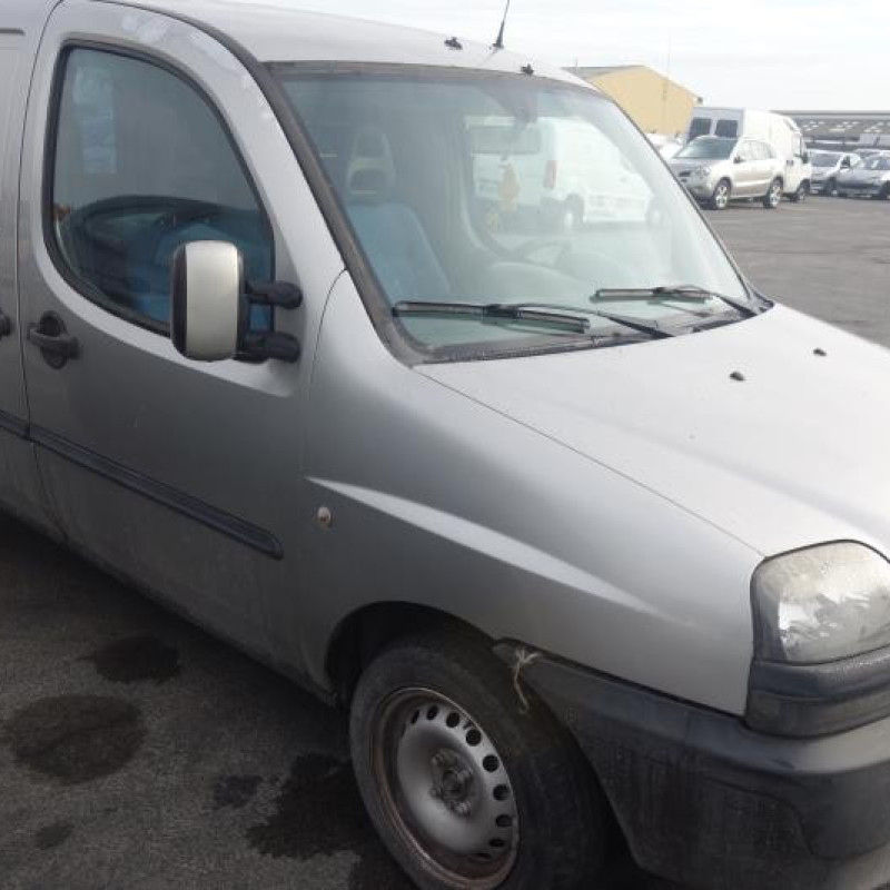 Fermeture de capot FIAT DOBLO 1 Photo n°5