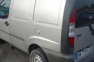 Fermeture de capot FIAT DOBLO 1