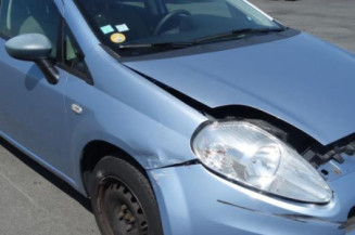 Poignee porte arriere gauche FIAT GRANDE PUNTO