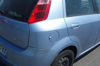 Poignee porte arriere gauche FIAT GRANDE PUNTO