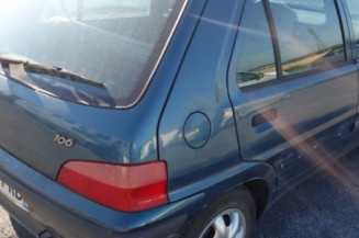 Aile avant droit PEUGEOT 106