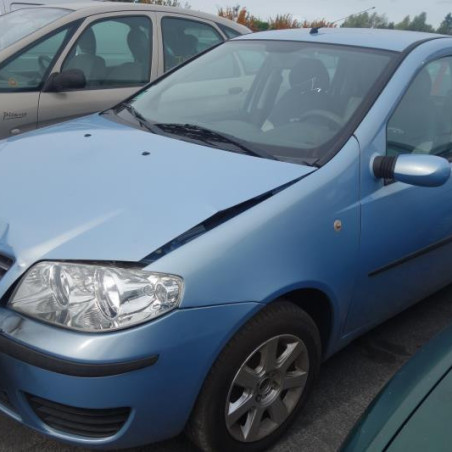 Vitre avant droit FIAT PUNTO 2 Photo n°1