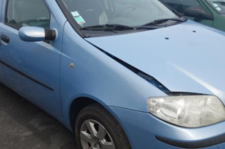 Vitre avant droit FIAT PUNTO 2