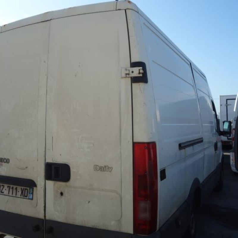 Serrure avant droit IVECO DAILY 3 Photo n°6