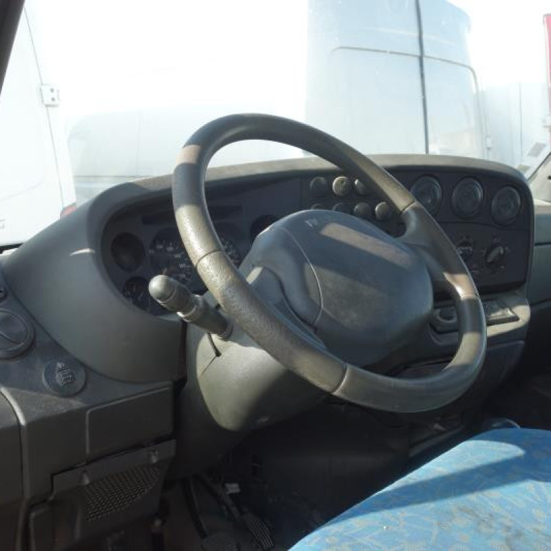 Serrure avant droit IVECO DAILY 3 Photo n°8