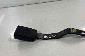 Attache ceinture avant gauche VOLKSWAGEN POLO 3