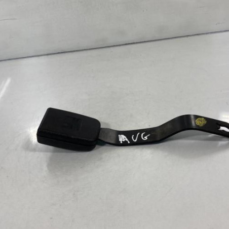 Attache ceinture avant gauche VOLKSWAGEN POLO 3