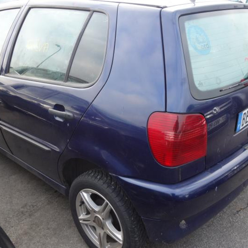 Leve vitre mecanique arriere gauche VOLKSWAGEN POLO 3 Photo n°5