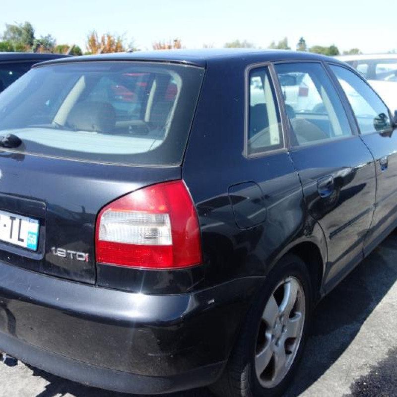 Renfort pare choc avant (traverse) AUDI A3 1 Photo n°3