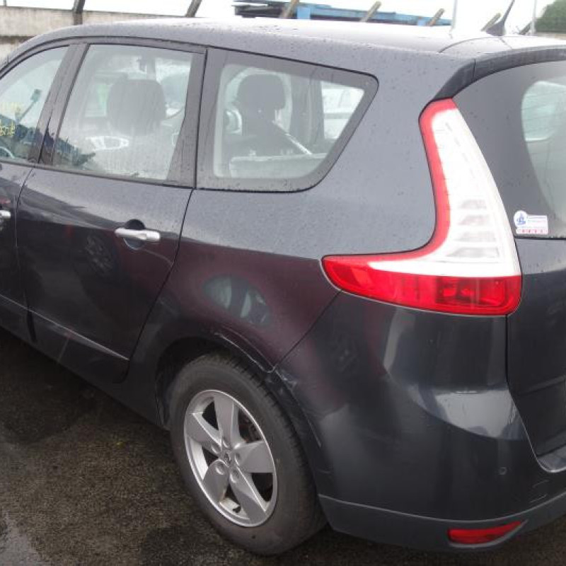 Poignee porte avant droit RENAULT GRAND SCENIC 3 Photo n°8