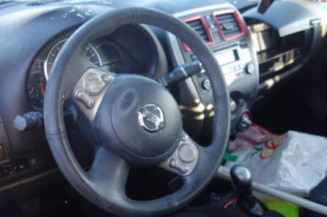 Vitre arriere droit NISSAN MICRA 4