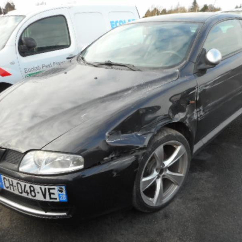 Poignee interieur avant gauche ALFA ROMEO GT Photo n°4