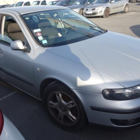 Vitre avant droit SEAT TOLEDO 2