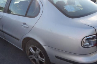 Vitre avant droit SEAT TOLEDO 2