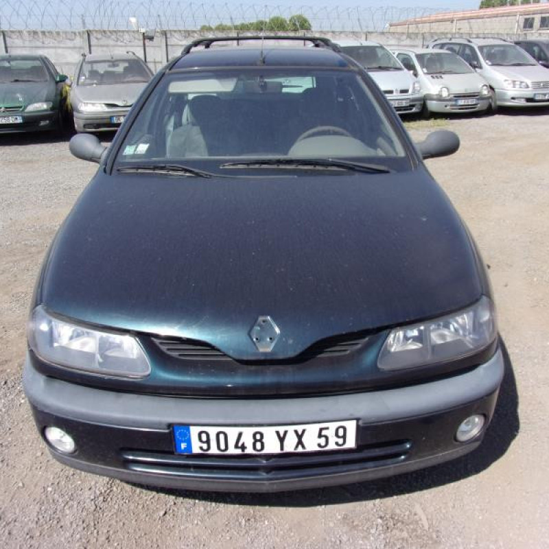 Pare choc arriere RENAULT LAGUNA 1 Photo n°3