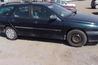 Pare choc arriere RENAULT LAGUNA 1