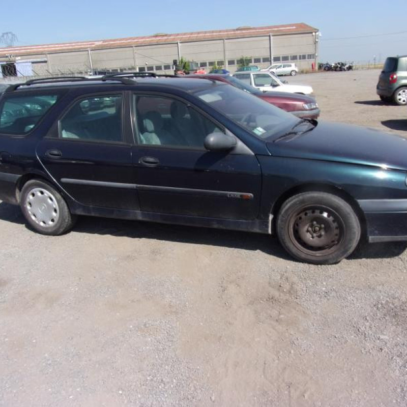 Pare choc arriere RENAULT LAGUNA 1 Photo n°4